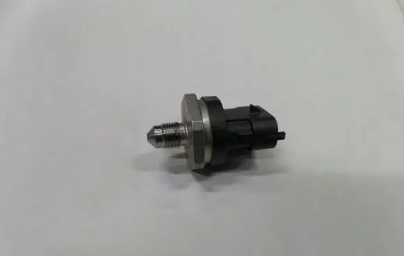 Ford Fiesta Fuel pressure sensor 9F972