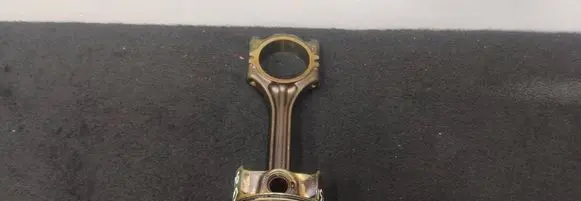 Volkswagen Golf VI Piston with connecting rod 076182