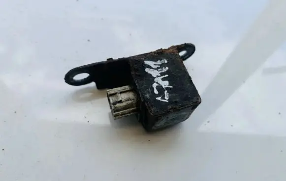 Toyota Avensis Verso Airbag deployment crash/impact sensor