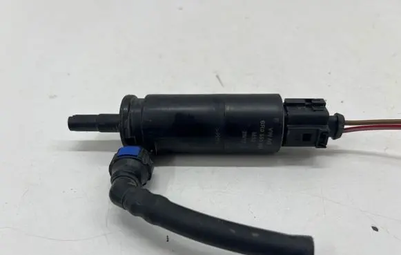 Porsche Panamera (971) Windscreen/windshield washer pump 6R0955681