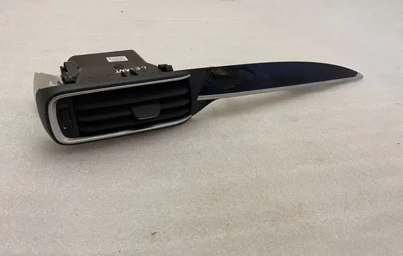Maserati Levante Dashboard side air vent grill/cover trim 6700670610