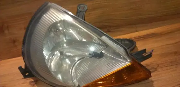 Ford Ka Headlight/headlamp 04hcrpl02a