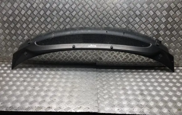 Chrysler Grand Voyager IV Wiper trim 04717553AD 40183A