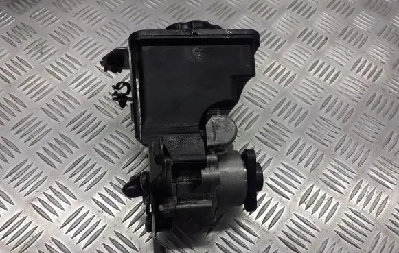 BMW 3 E46 Electric power steering pump 6756575