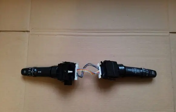 Peugeot 4007 Wiper turn signal indicator stalk/switch 17D714 17D706 E532016