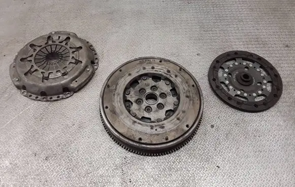 Ford Fusion Clutch set kit 121004810 321007610 415018210