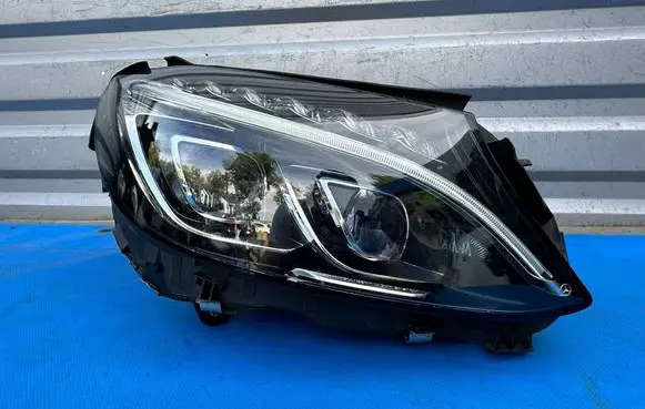 Mercedes-Benz C W205 Headlight/headlamp A2059069401 LE12A6294