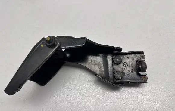 Chrysler Pacifica Sliding door upper roller guide/hinge 040AC 6233V 994AB