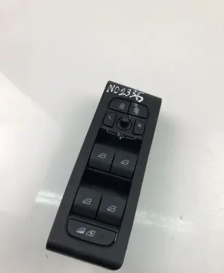 Volvo XC40 Electric window control switch 32279441