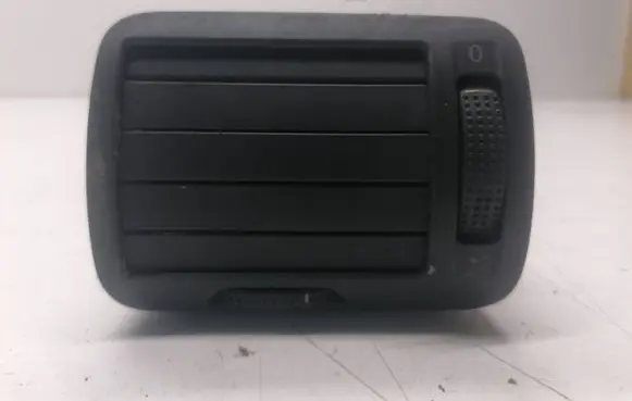 Volkswagen PASSAT B5.5 Dash center air vent grill 3B0819703D
