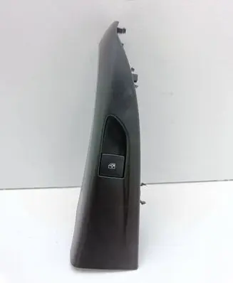 Opel Zafira C Electric window control switch 13301888