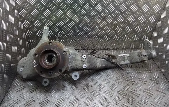 Front wheel hub spindle knuckle