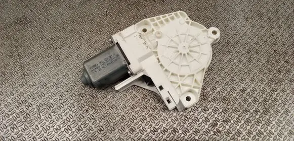 Skoda Superb B6 (3T) Rear door window regulator motor 8K0959811A