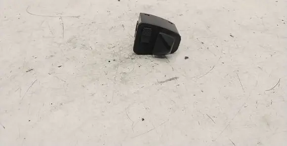 Wing mirror switch