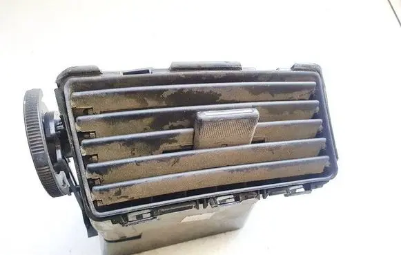 Dash center air vent grill