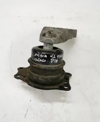 Skoda Fabia Mk2 (5J) Engine mount bracket 6Q0199262BF