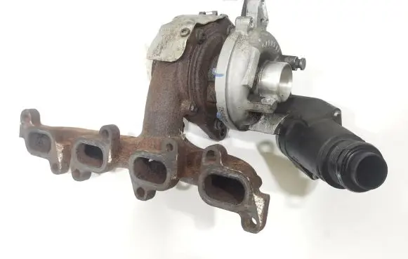 Volkswagen Golf VI Turbo 03G971858AA 789302