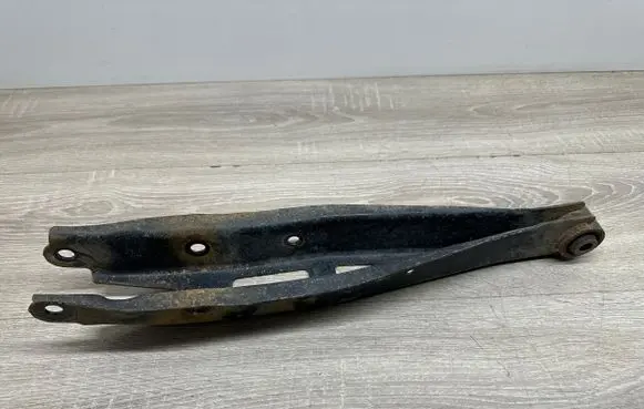 Rear upper control arm/wishbone