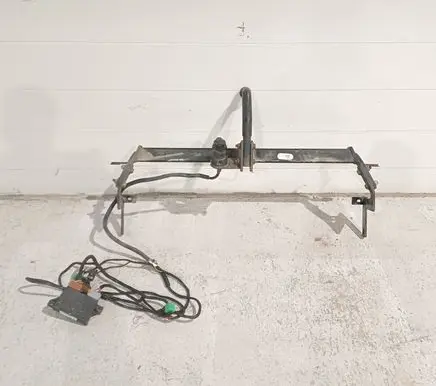Peugeot 2008 I Tow bar set 55R011304 1607076480 9665524180