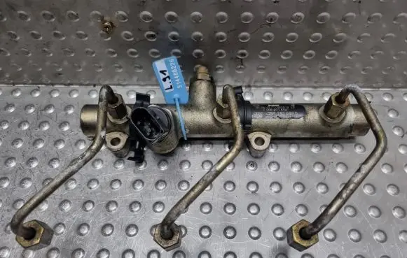 Audi A6 S6 C6 4F Fuel main line pipe 059130089D