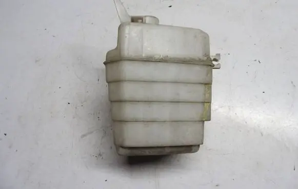 Toyota Prius (NHW20) Windshield washer fluid reservoir/tank 17893-21020