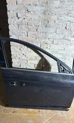 Volvo XC60 Front door