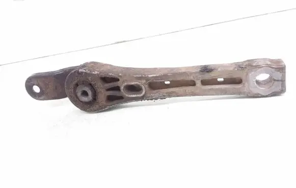 Volkswagen PASSAT B7 Engine mount bracket 3C0199855J