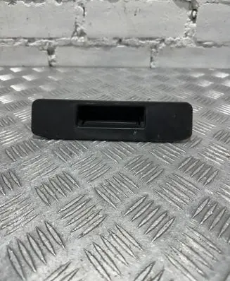 Mercedes-Benz Vito Viano W447 Tailgate/trunk/boot exterior handle A1667500493