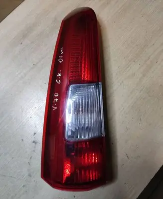 Volvo V70 Rear/tail lights 9154493