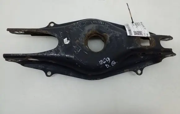 Mercedes-Benz C W204 Rear control arm A2043503506