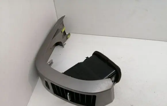Toyota Prius (XW20) Dashboard side air vent grill/cover trim 5506247010 4556417010 5565047040