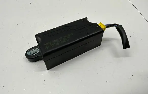 Mercedes-Benz E W211 Airbag deployment crash/impact sensor A0038200726
