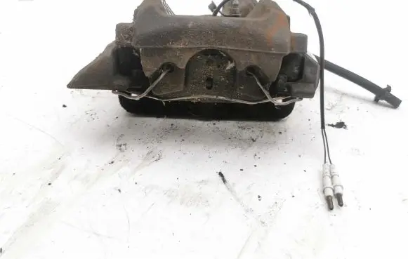 Peugeot 508 Front brake caliper