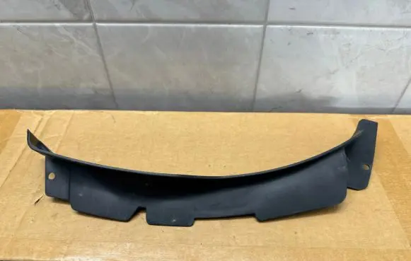 Volkswagen Caddy Front mudguard 2K7805945
