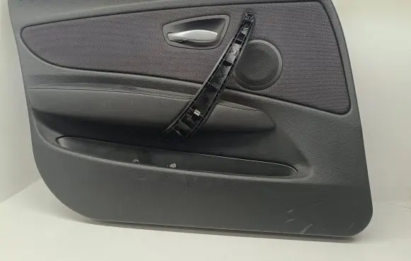BMW 1 E81 E87 Front door card panel trim 6975300 10628510