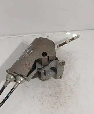 Nissan Primastar Gear shifter/selector 4913921