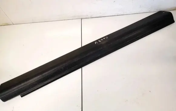 Volkswagen Golf III Front sill trim cover 1h3853373b