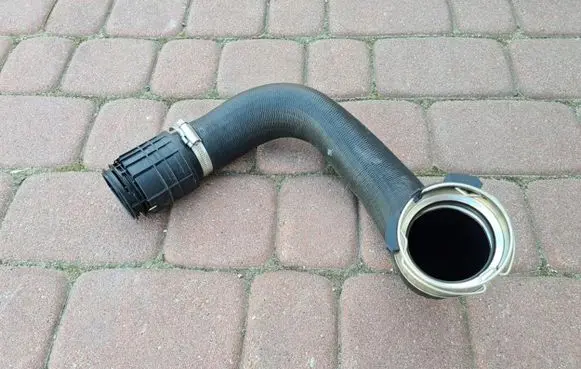 Opel Insignia B Intercooler hose/pipe 39176672