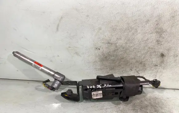Volvo V70 Front seatbelt 6023703r0f