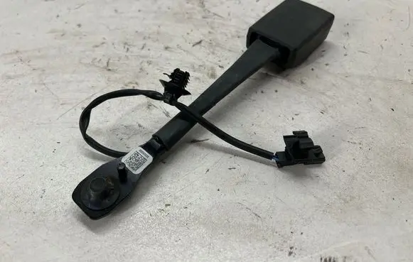 Chevrolet Equinox Front seatbelt buckle 84606856