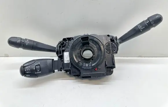 Citroen C3 Wiper turn signal indicator stalk/switch 98262569ZD