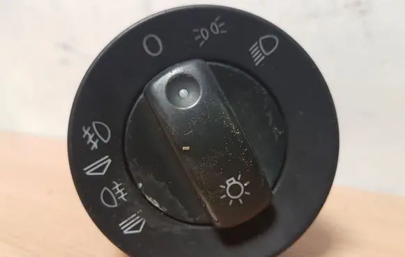 Audi A4 S4 B7 8E 8H Light switch 8E0941531C