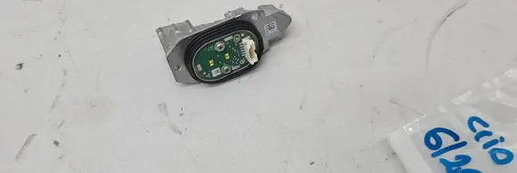 Renault Clio V Voltage converter/converter module 10651653