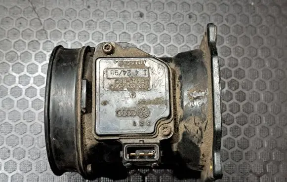 Audi A6 S6 C4 4A Mass air flow meter 078133471C AFH7008C