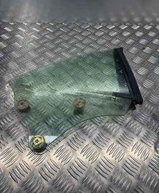 Lexus SC 430 Rear windscreen/windshield window 