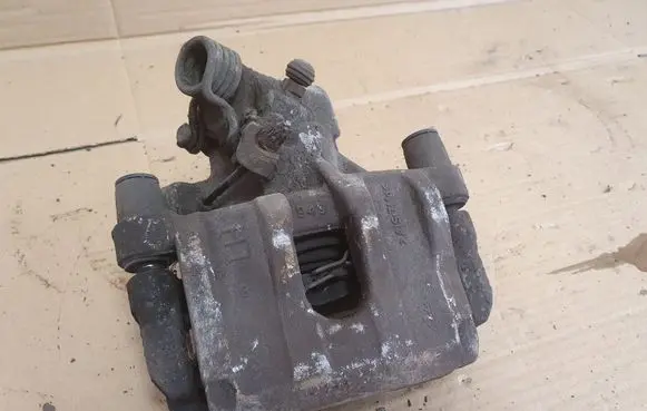 Volvo C30 Rear brake caliper