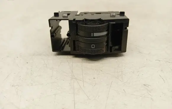 Headlight level height control switch