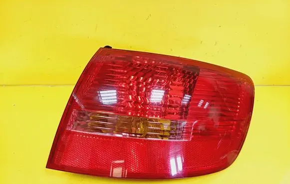 Audi A6 S6 C6 4F Rear/tail lights 89037746
