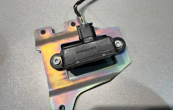 BMW 3 E92 E93 ESP acceleration yaw rate sensor 10170106373