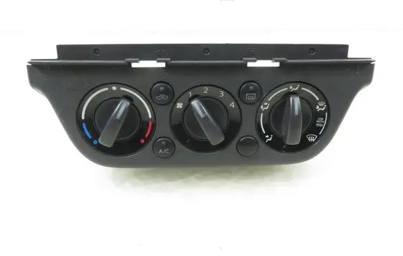 Suzuki Swift I Interior fan control switch 